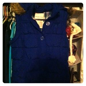 Blue Aeropostale vest