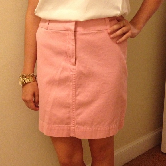 Vineyard Vines Dresses & Skirts - Vineyard Vines pink skirt