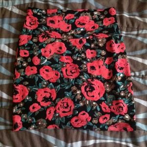 Floral skirt! LOWER PRICE