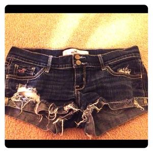 Hollister Destroyed Short-Shorts