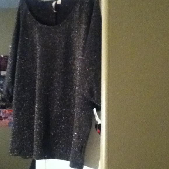 Sparkly black top :)