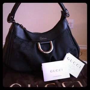 Gucci Authentic D link shoulder bag NEW