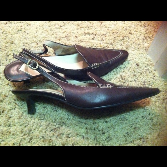 Brown Aigner heels - Picture 1 of 3