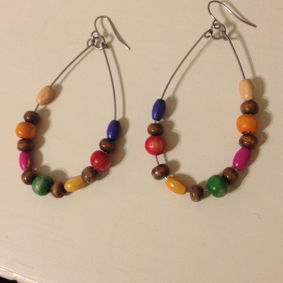 Beaded earrings - Picture 1 of 2