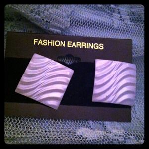 Square wave earrings