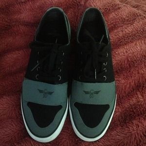 Men's or boys creative revolution shoes like new.
