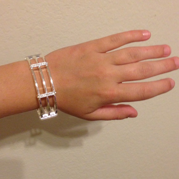 ✂PRICE CUT! BUNDLE! Hinged silver bangle bracelets - Picture 3 of 3