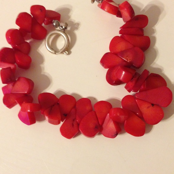 ✂Price cut! Freshwater pearls & coral bracelets - Picture 3 of 4