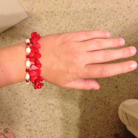 ✂Price cut! Freshwater pearls & coral bracelets - Picture 4 of 4