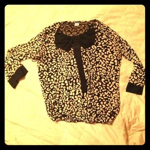 Retro-Style 3/4 Sleeve Top