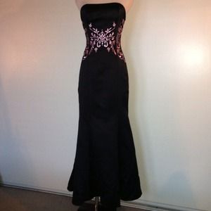 Betsy & Adam Mermaid Style Dress with Corset Back