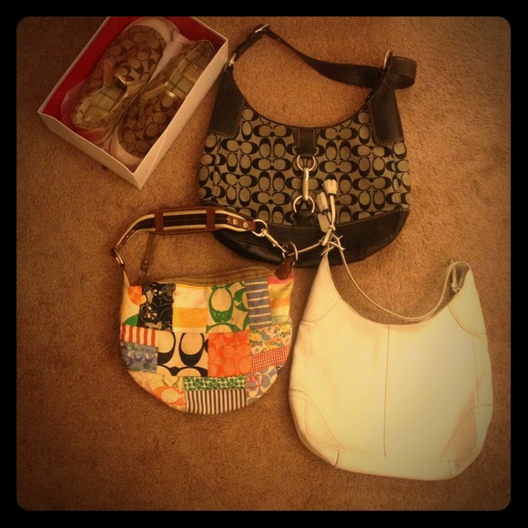 Authentic Coach Bundle 💛