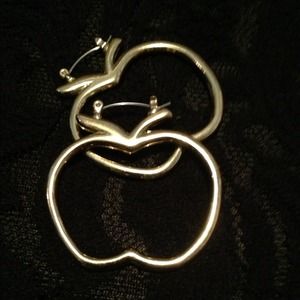 gold original apple bottom earrings