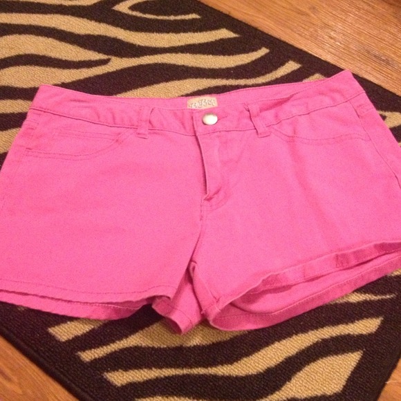 🌷Pink shorts by BeBop🌷