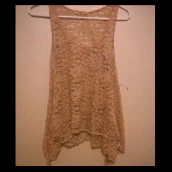 🎀SOLD🎀 FOREVER TWENTYONE light pink lacy top - Picture 1 of 1