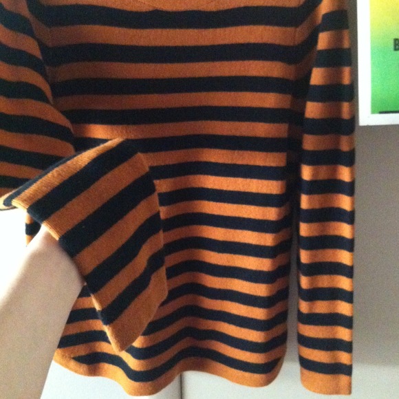 SOLD 🚫 Madewell by Wallace striped sweater - Picture 2 of 4