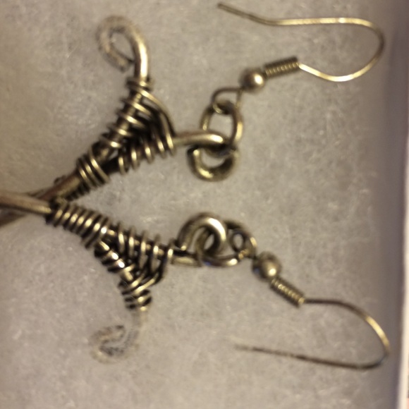 Purple orbs suspended from silver tubes earrings. - Picture 4 of 4