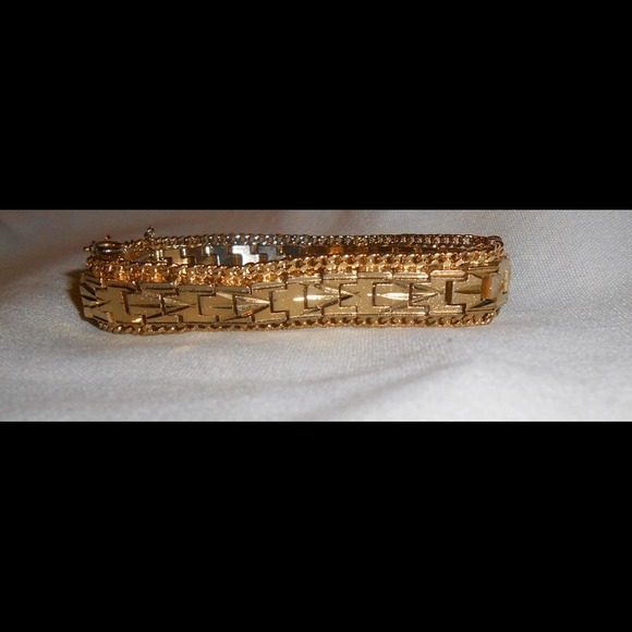 Gold plated bracelet - Picture 1 of 2