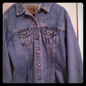 Reserved. Facconable' Dressy Denim jacket! CUTE!