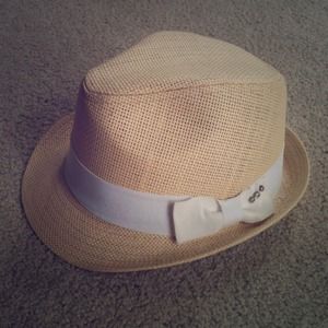 Fedora hat