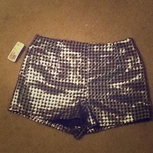 Metallic and black Houndstooth  shorts