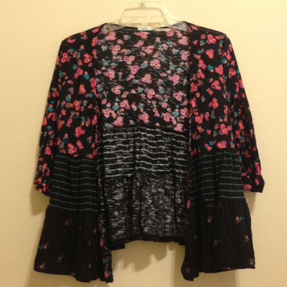 Urban Outfitters Tops - Urban Outfitters Cardigan