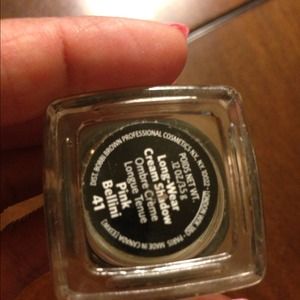 SOLD-Bobbi Brown Long wear cream shadow ~ pink