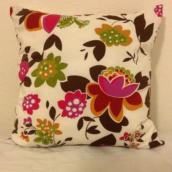 Designer floral print pillow - set of 2