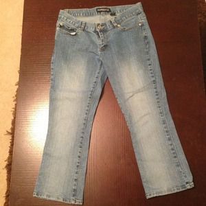 Express Cropped Jeans