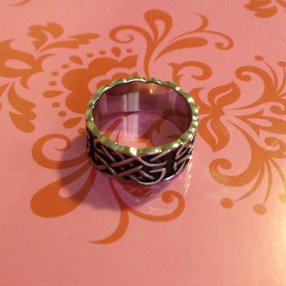 ❌SOLD❌💍Ring💍 - Picture 2 of 2
