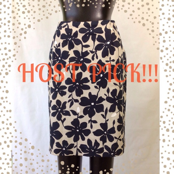 Geoffrey Beene Dresses & Skirts - 🎉HP1/13/14🎉GeoffreyBeeneSport cotton blend skirt