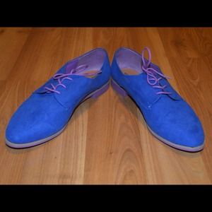 Blue oxfords.