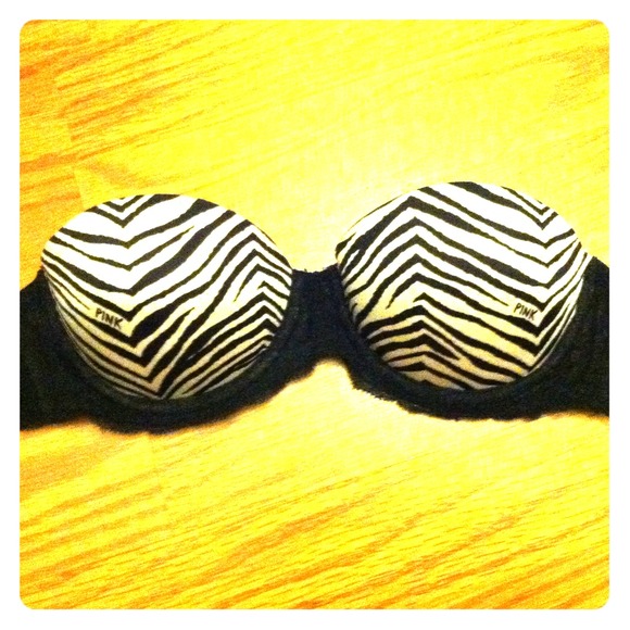 X SOLD X VICTORIA'S SECRET & Black Lace Pushup - Picture 1 of 4