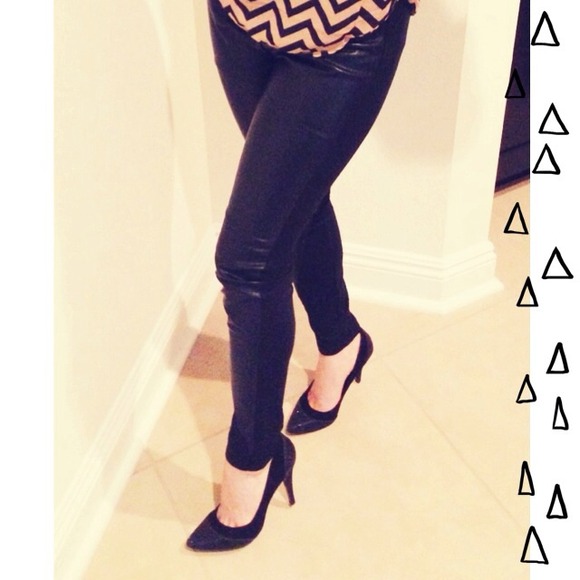 **HOST PICK!!!** Faux Leather Leggings - Picture 2 of 4