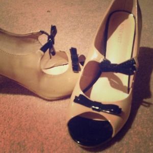 Nine West pumps