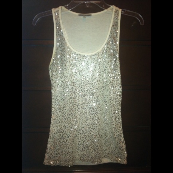 📦SOLD 📦NWOT Small Charolette Russe Sequin Tank