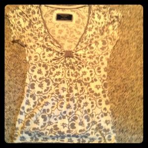 American Eagle Floral top