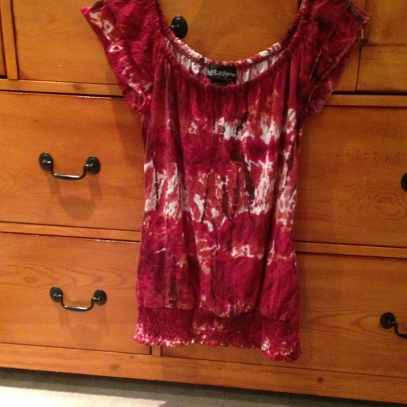 Red tie-dye shirt, worn once. - Picture 2 of 2