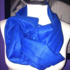 Reduced💋100% cashmere scarf