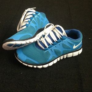 [] Brand New [] Nike 3.0 Free Runs ! 😃