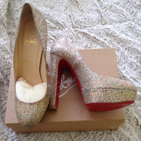 Shoes/Clothes - Picture 1 of 2