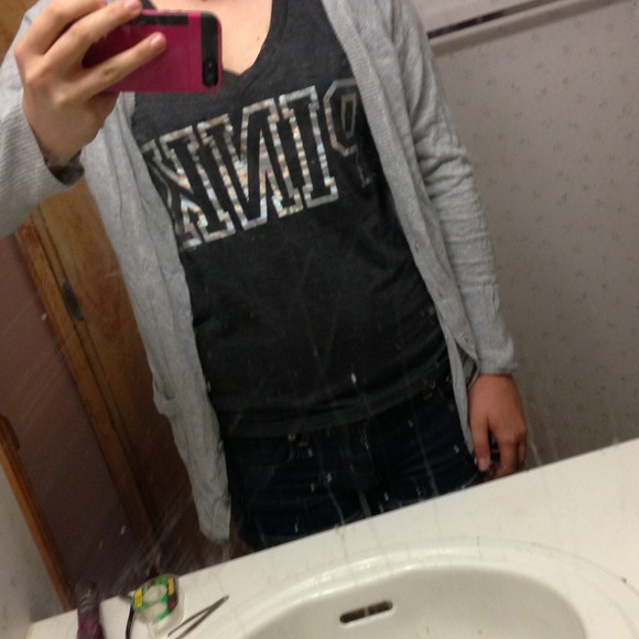 A light gray button down cardigan - Picture 4 of 4