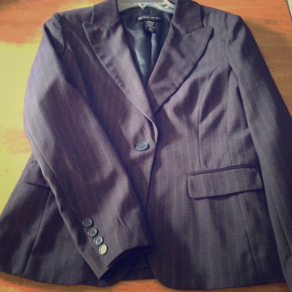 NY&CO charcoal pin striped blazer