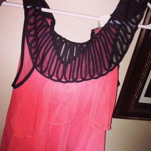 Flirty black and pink top/Sleeveless