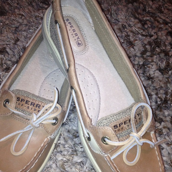 Size 9 women's Sperry Top Siders