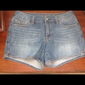 Blue jean shorts
