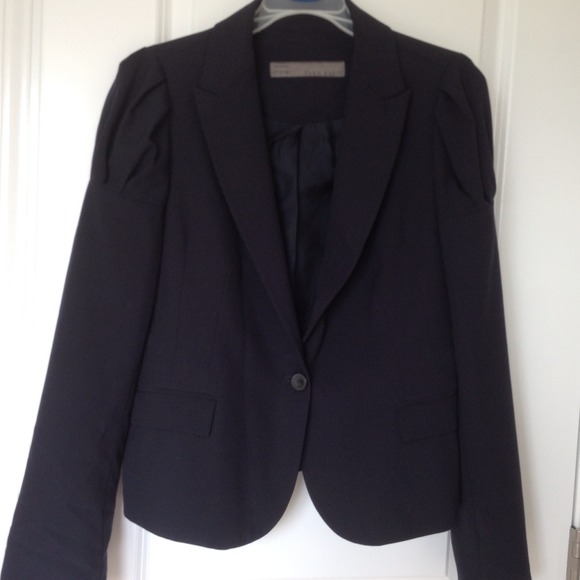 Sold in bundle!  blue Zara blazer with puff should