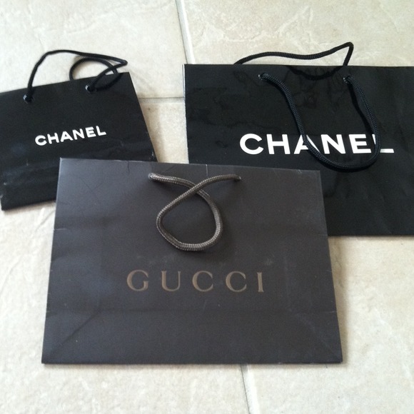Shopping bags for Aashton1