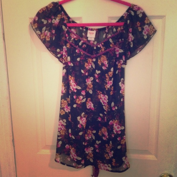 Dark Green Sheer Flower Blouse