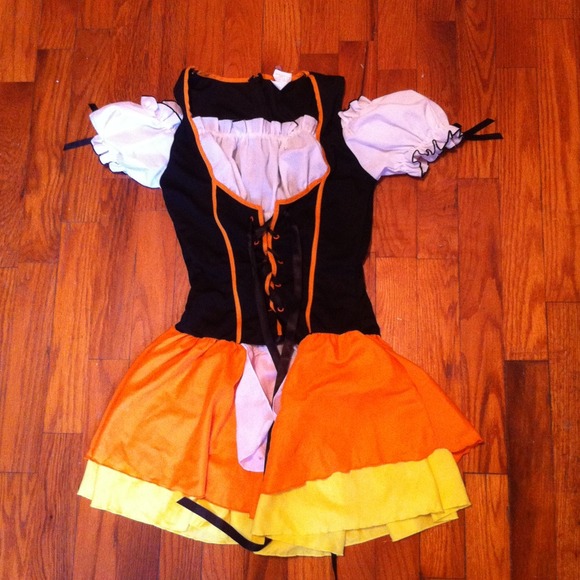 Candy corn girl Halloween costume!